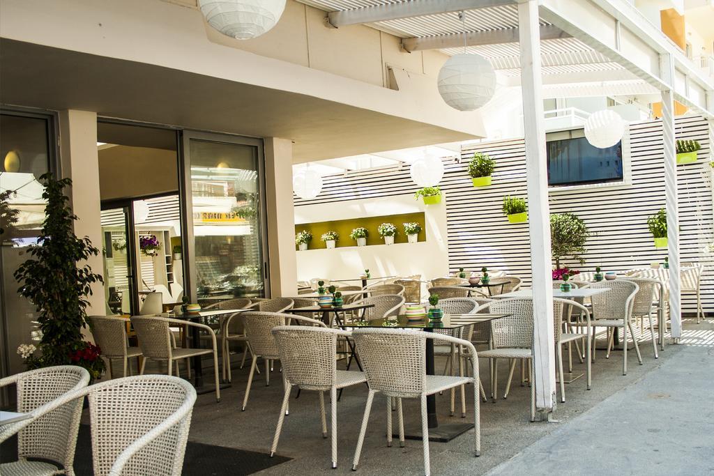 Svea Hotel Rhodes City Extérieur photo